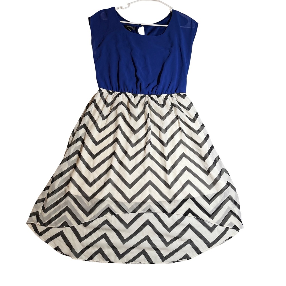A. Byer Dress Womens Medium Blue Chevron High Low Sleeveless Elastic 1196702